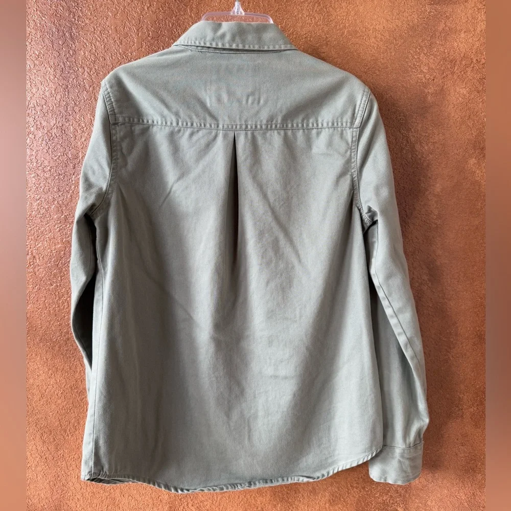 Arizona Jeans Co. Women’s Olive Green Button Down Shirt/Shacket with Patches Med - Picture 6 of 8